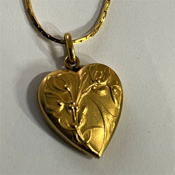 Engraved heart Pendant-Vintageonline-Vintage Online