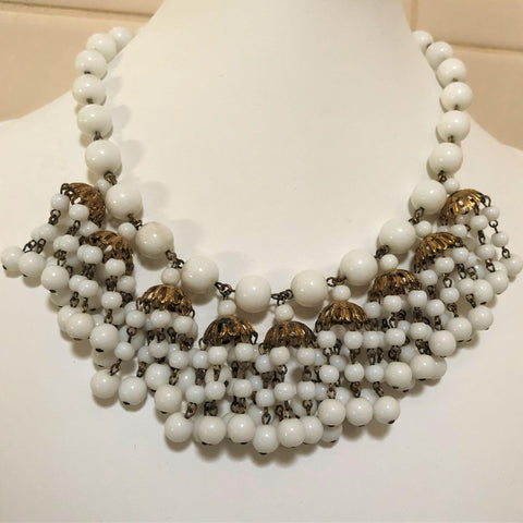 1950's Milkglass Bead Vintage Necklace Vintageonline