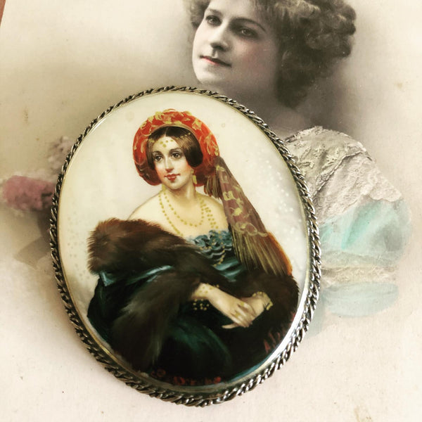 Portrait of a Lady Mother of Pearl Hand Painted Vintage Brooch-Vintage Online-Vintage Online