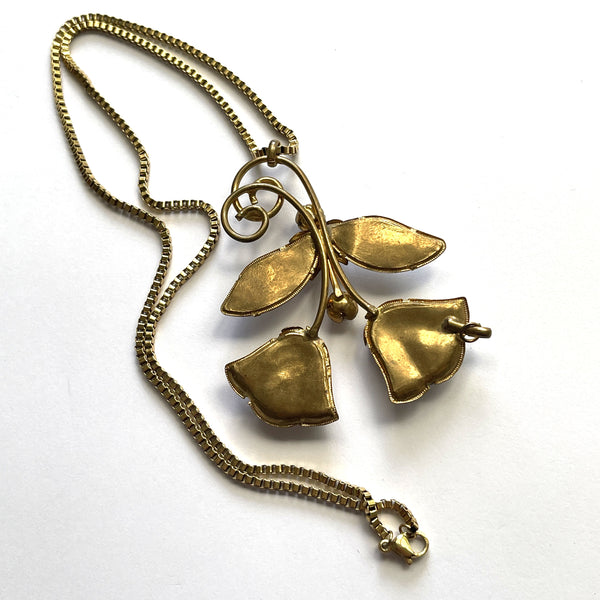 1940's Trifari Milk Glass Pendant-Vintageonline-Vintage Online