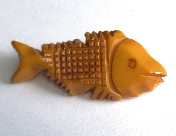 Bakelite Carved Fish Brooch-Vintageonline-Vintage Online