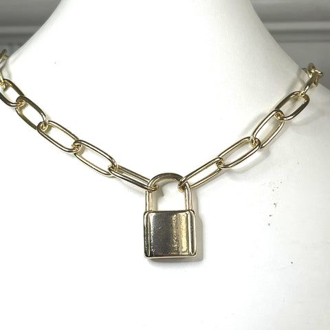 Chain Necklace with Lock Pendant-Vintageonline-Vintage Online