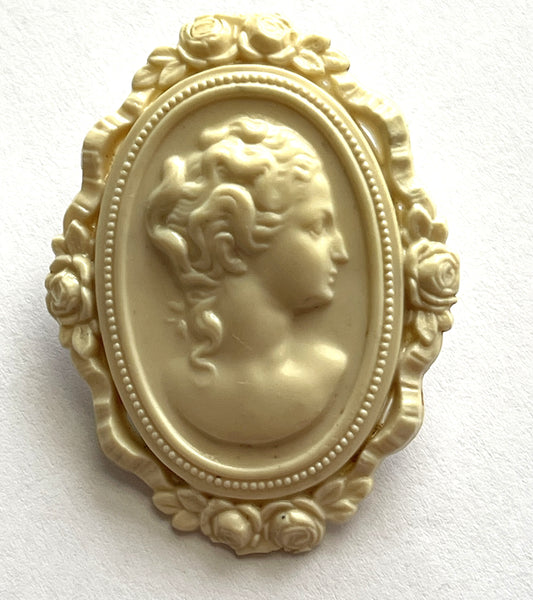 Cream Lady Head Cameo Broch-Vintageonline-Vintage Online