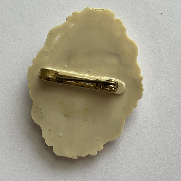 Cream Lady Head Cameo Broch-Vintageonline-Vintage Online