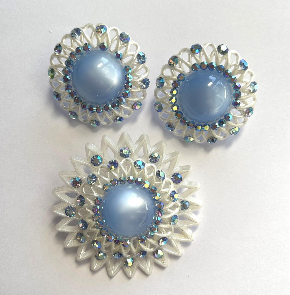 Feather lite 1950's Brooch and Earrings-Vintageonline-Vintage Online