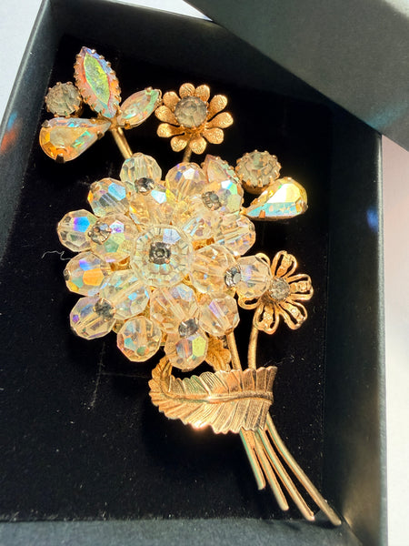 Flower Bouquet Vintage Gold tone Brooch attributed to Vendome-Vintageonline-Vintage Online