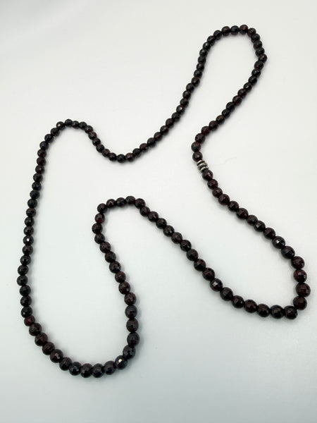 Garnet Rope Necklace-Vintageonline-Vintage Online