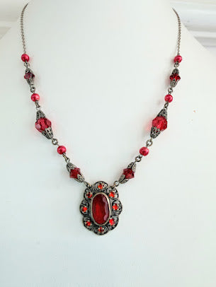 1930's Vintage Red Glass Art Deco Necklace