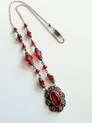1930's Vintage Red Glass Art Deco Necklace