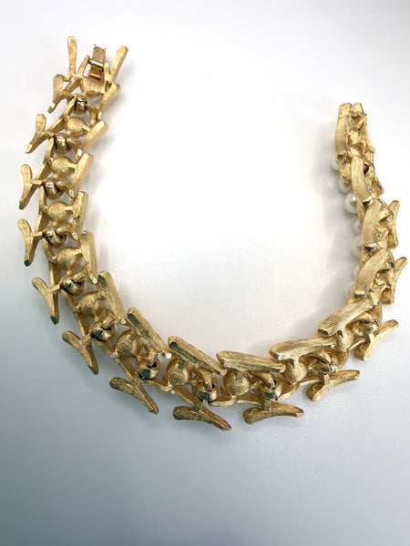 Crown Trifari Signed Vintage Faux Pearl Brushed Gold Tone Vintage Bracelet