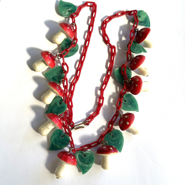 Early Plastic Celluloid Toadstool and Leaves Vintage 50's Necklace.