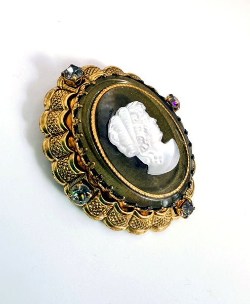 Cameo Brooch, W. Germany Vintage