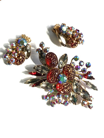 1950's Beau Jewels Carved Stone & Aurora Borealis Rhinestone Brooch & Earrings
