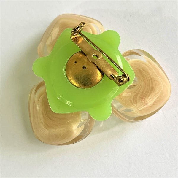 Lucite Vintage Flower Head Brooch USA-Vintageonline-Vintage Online