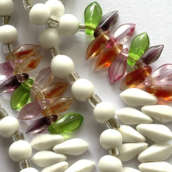 Milk Glass Mid Century Choker Style Vintage Necklace-Vintageonline-Vintage Online