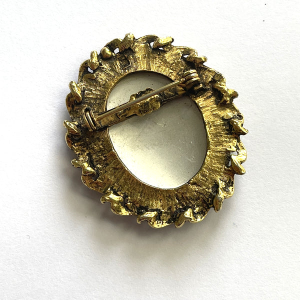 Portrait of a Lady Vintage Brooch-Vintageonline-Vintage Online