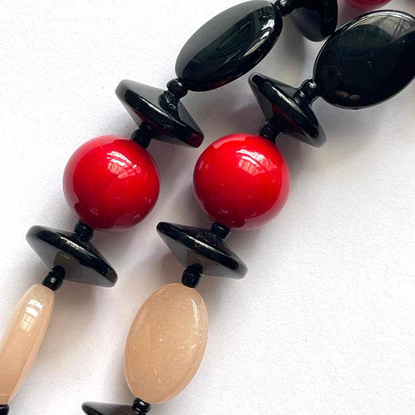 Red & Black Bead Lariat Necklace-Vintageonline-Vintage Online