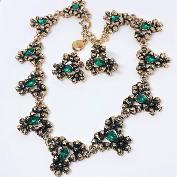 1970's Emerald Glass & Gold tone Necklace & Earrings Vintageonline