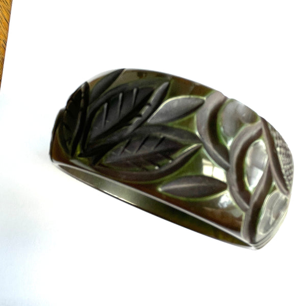 Carved Bakelite Bangle Green-Vintageonline-Vintage Online