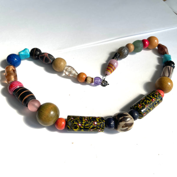 Fantasy Bead Necklace-Vintageonline-Vintage Online