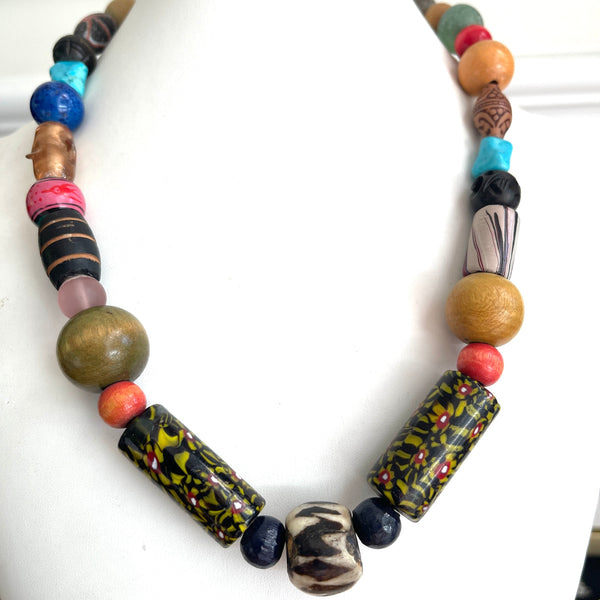 Fantasy Bead Necklace-Vintageonline-Vintage Online