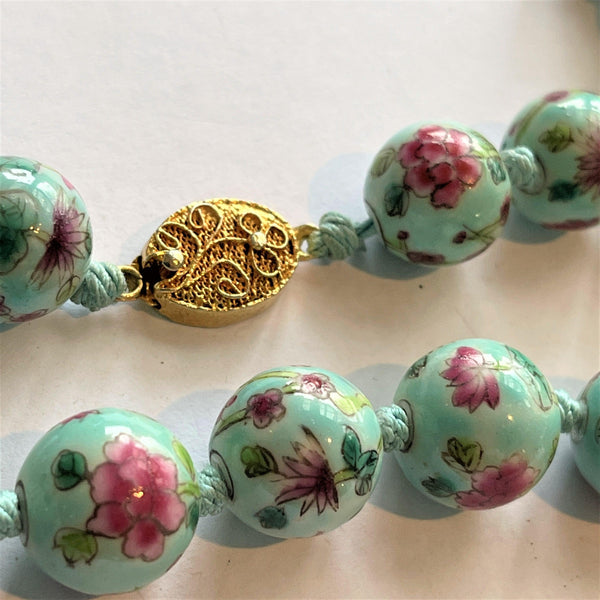 Floral Import Bead Necklace-Vintageonline-Vintage Online