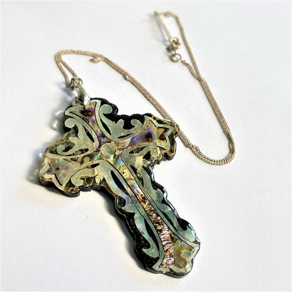 Gothic Cross Pendant-Vintageonline-Vintage Online