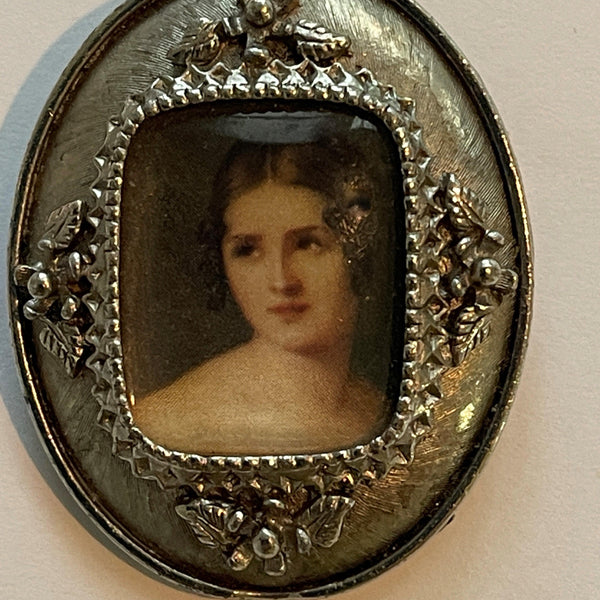 Lady Portrait Vintage Brooch-Vintageonline-Vintage Online