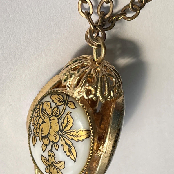Lantern Pendant & Chain-Vintageonline-Vintage Online
