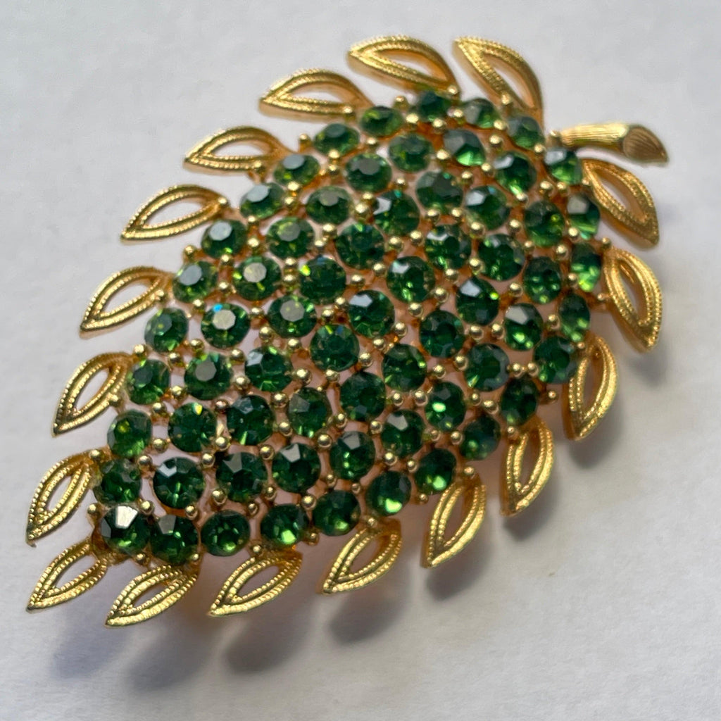 Lisner brooch shop