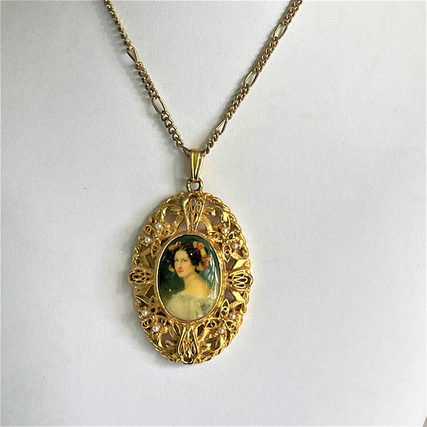 Renaissance Style Portrait Pendant-Vintageonline-Vintage Online