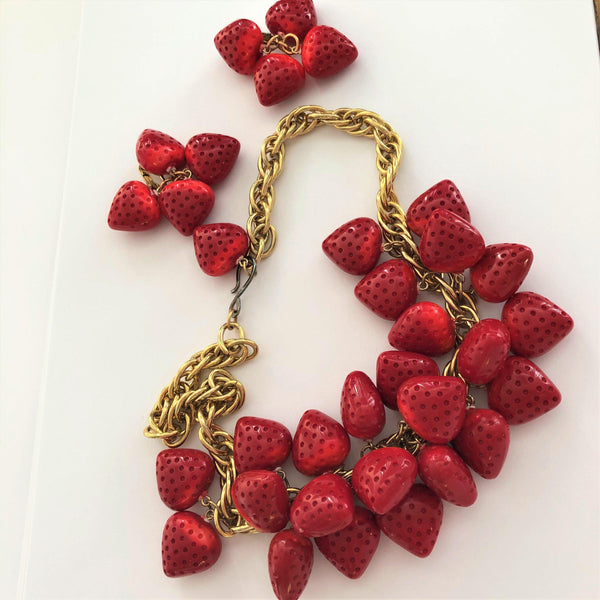 Retro Look Strawberry Necklace & Earrings-Vintageonline-Vintage Online