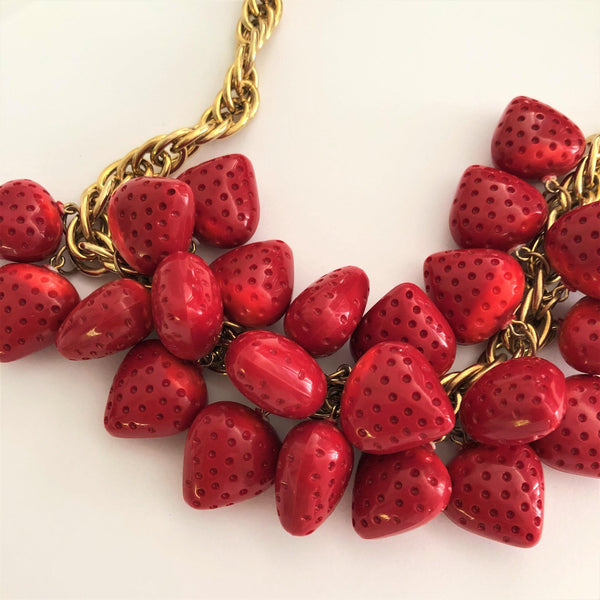 Retro Look Strawberry Necklace & Earrings-Vintageonline-Vintage Online