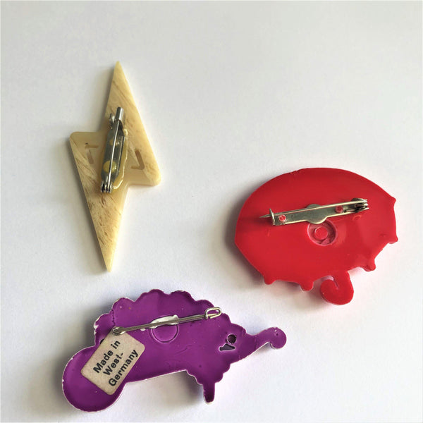 Set of Three Plastic 1960's Retro Brooches-Vintage Online-Vintage Online